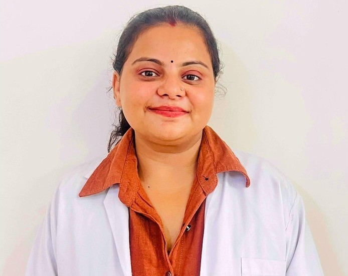 DR.-TANVI-kriyasharir-Panchkarma-Department-At-Lakshmi-Narayan-College-Of-Ayurveda-And-Leading-Hospital
